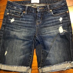 Aeropostale Bermuda length shorts